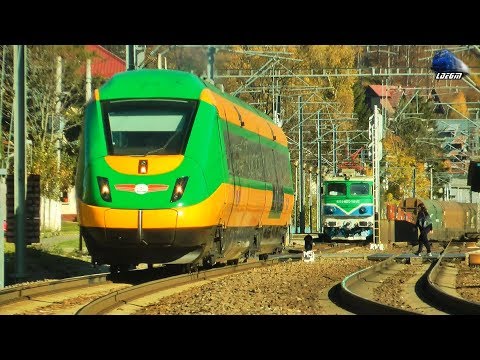 Automotor IC2 DMU Astra Trans Carpatic & Mecanic Super Engineer in Sinaia & Bușteni  24 October 2019