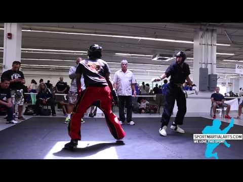 Troy Binns vs Nathan Skoufis - Men's Sparring - New England Open 2015