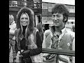 Brigitte Bardot et John Lennon (2021)
