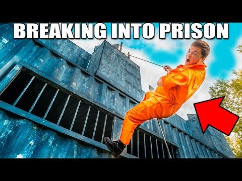 BREAKING INTO PRISON!! Escaping YouTube Hacker (24 Hour Challenge) Video