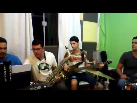 Ensaiando com minha equipe...