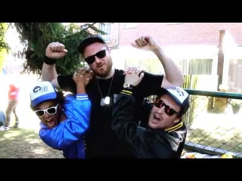 Johnny den Artiest & L'EtranJay #HANGENMETDENHALVE