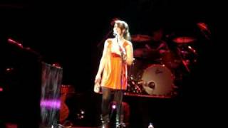 Sara Bareilles - I Feel It All (Feist Cover)