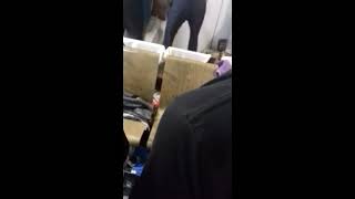 Драка русского и сирийца в аэропорту Инчхон Южная Корея