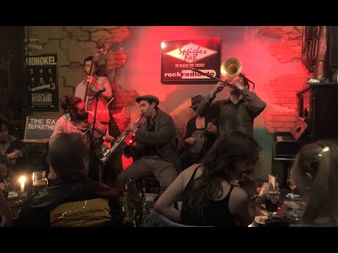 Roamer Street Rag Band plays Exactly Like You