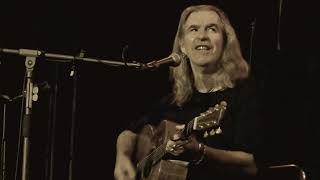 Justin Sullivan   Bad old World New Model Army Surrounded live