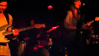 Nicole Atkins and the Black Sea - "Heavy Boots" / "Maybe Tonight" (2011-03-11)