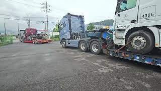 Pyeongtaek Port low-bed tractor transportation