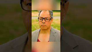 O homem tem uma boca enorme 😱