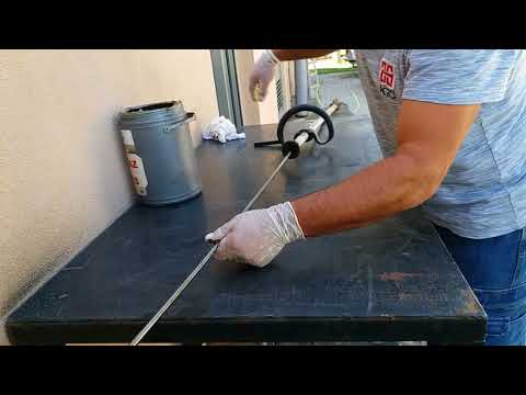 Tırpan makinasının şaftı nasıl yağlanır.How to lubricate and assemble the blade of a scythe machine.