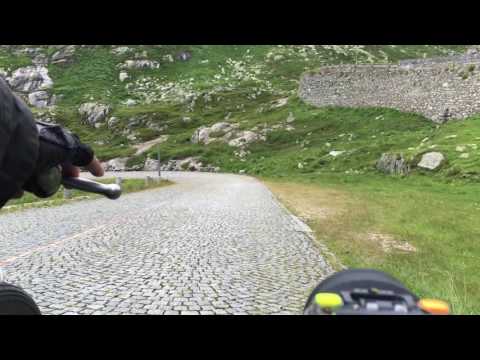 Elba 2016: Riding down the Tremola gorge from the Gotthard pass