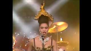 Army of Lovers - Love Me Like A Loaded Gun (La Camilla Henemark)