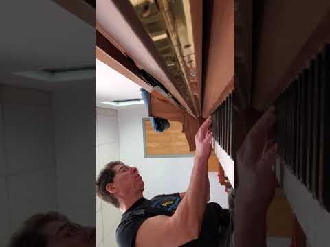 Kawai console piano $1900 at Adamspiano.com