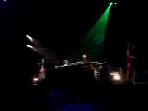 MegaLive 89,5 FM - M Voice