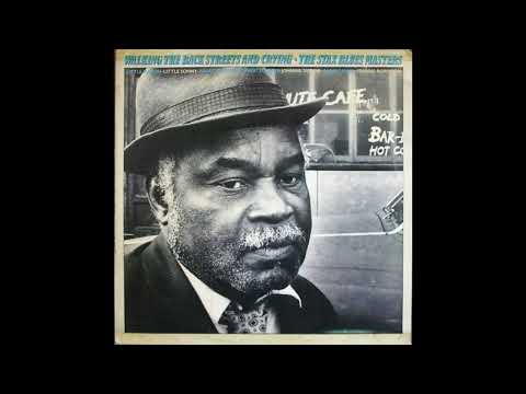 Israel Popper Stopper Tolbert - Big Leg Woman With A Short, Short Mini Skirt