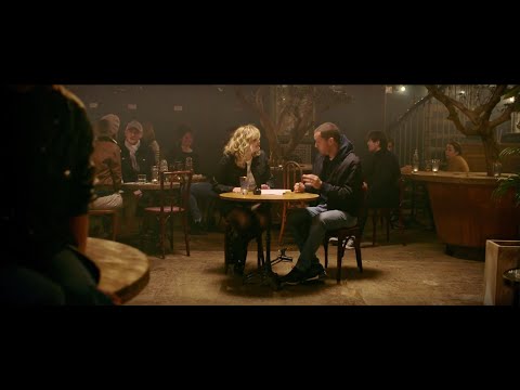 Grand Corps Malade & Louane "Derrière le brouillard (CLIP OFFICIEL)