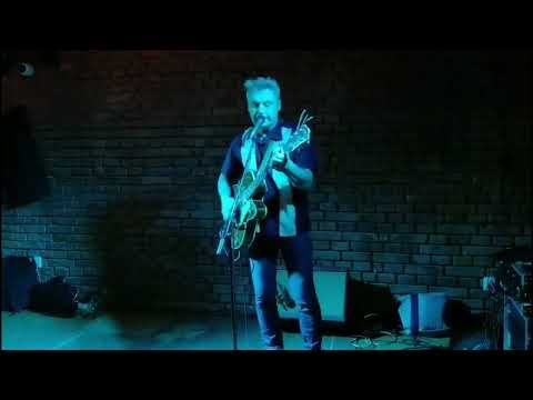 Mordors Oneman gang - The Mordors one man gang - Doly Morie