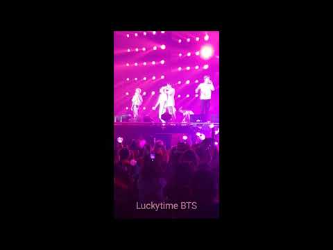 180928 FRI DAY1 NEWARK BTS CONCERT 방탄소년단 so what fancam
