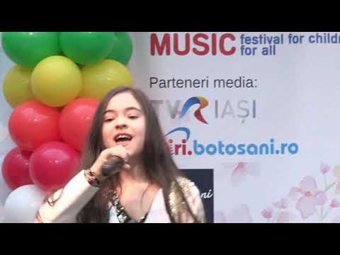 Cilibiu Tiana, 9 ani, Botosani - FLY ON THE WALL