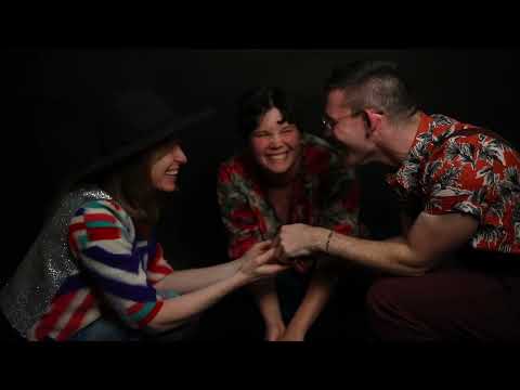 Moira Smiley and Fiona Small