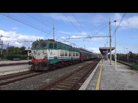 E656.096 sull' ICN 1959 Roma Termini - Siracusa, in partenza da Acireale