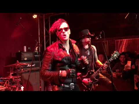 JYRKI 69- Never Say Die/Lost Boys @ The Slidebar