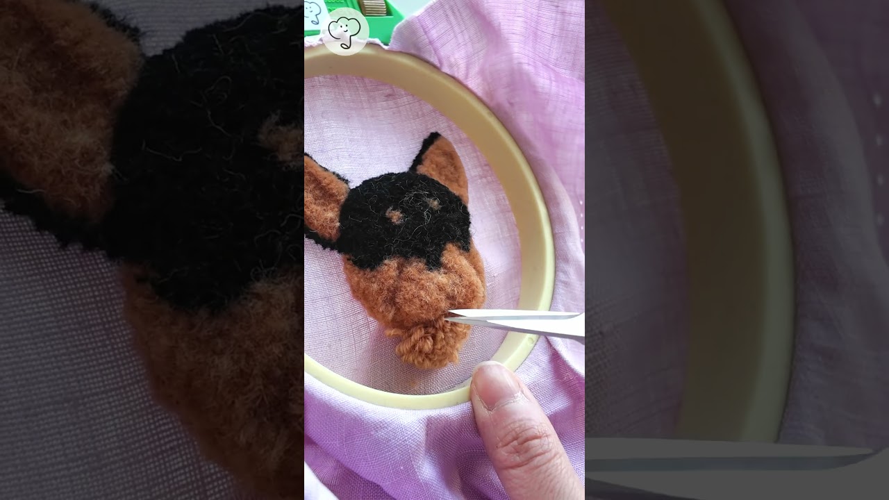 【パンチニードル犬】ミニチュアピンシャー🐶#パンチニードル#フリーステッチングニードル#handmade#satisfying