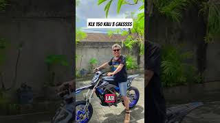 Download lagu Nyobain KLX 150 & 450 rasanya tuhhh 🤤🤤🤤 #klx150 #klx450 #motox #supermotohedon #bapak #gacorparah mp3