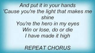 Laura Pausini - The Extra Mile Lyrics