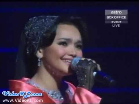 Dato' Siti Nurhaliza & Dato' M.Nasir di Konsert Bagaikan Sakti Part 1