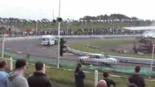 preview picture of video 'Caravan Grand Prix @Hednesford Raceway'
