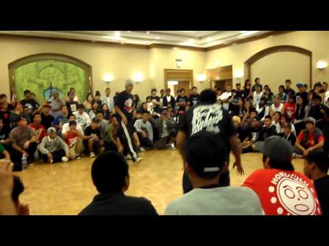 Level Up Exibition - Jonsquared Vs Josh