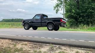 1987 Ford F150 Lariat Driving