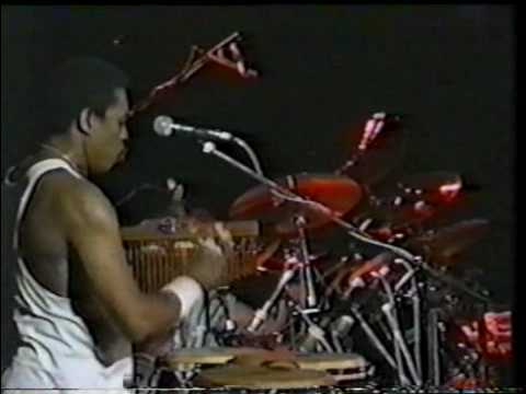 Little Feat - The Ingenue (Montreux Jazz Festival 1990)