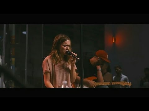 You Come For The Broken + Jesus We Love + I Wall Exalt (Spontaneous) - UPPERROOM