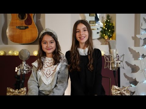 Riana si Raisa Hodorog - Cor de ingeri canta || Colind