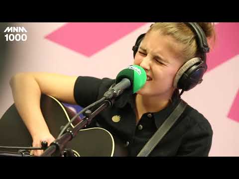 MNM 1000 - Ine Tiolants Mia (Cover van Gorki)