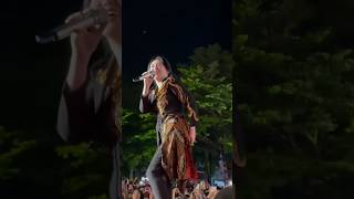 Download lagu Via Vallen Masih Mencintainya Chevra Yolandi #viavallen #shorts mp3