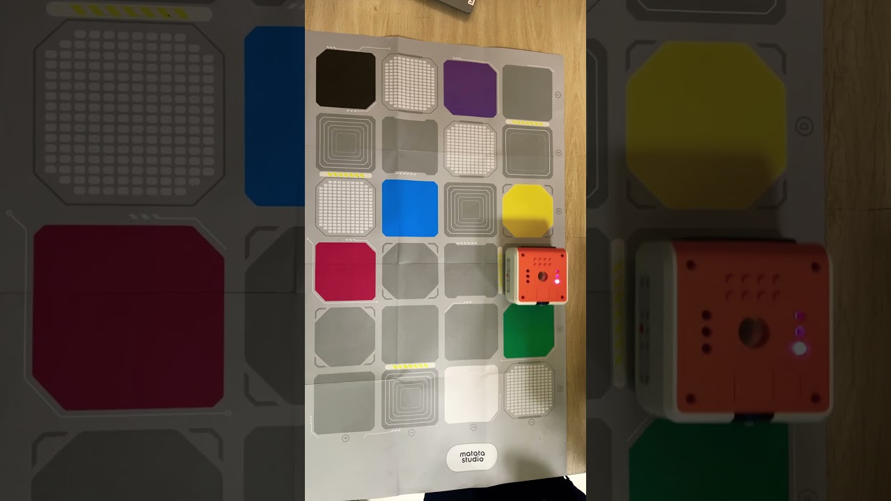 Learning colors with robots #robotics #automation #colors