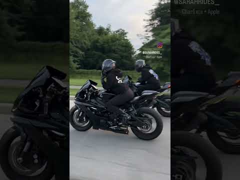 Yamaha R6 vs. R1