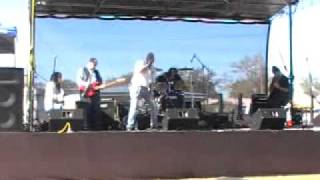 Mississippi Mudd sings The Sky Is Crying at The Sweet Potato Festival