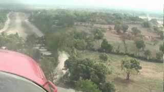preview picture of video 'Approach into Hinche Haiti via MAF'