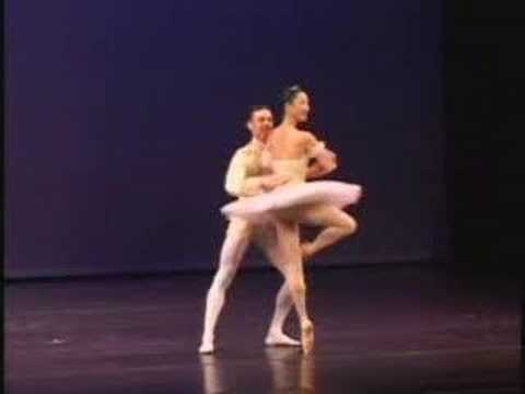 Avo &  Minji Sleeping Beauty Adajio