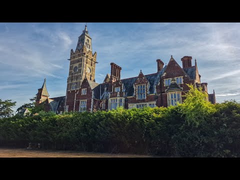Sneaking into an ABANDONED Mansion near an Army Base!