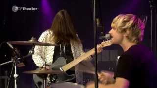 Blood Red Shoes - Full live in Berlin - Flughaven Tempelhof Festival 10-09-10