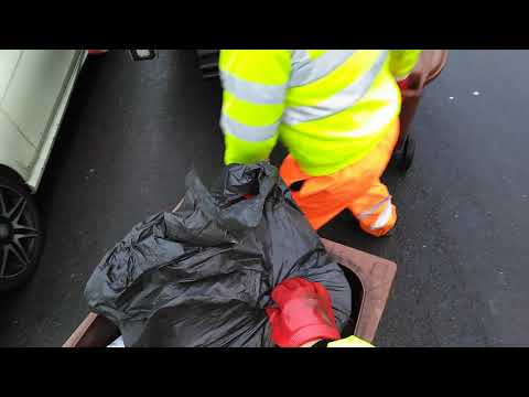 BINNING EASTMOOR ESTATE - WAKEFIELD