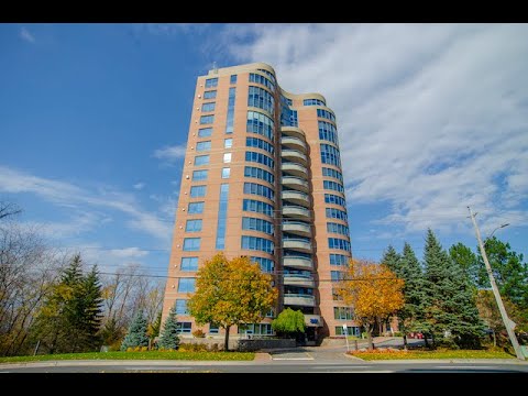 Riverview from this Prestigious Commodore's Quay Condo