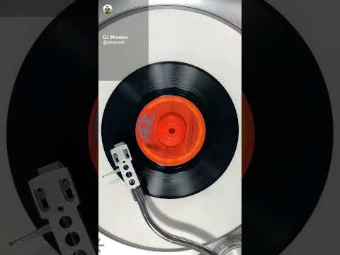 Earth Wind & Fire - Boogie Wonderland (1979)