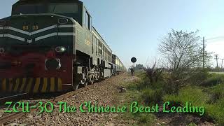 preview picture of video '2 DN Khayber Mail Approaching Kot Radha Kisham || Pakistan Railways'