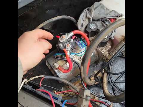 Dump Trailer pump motor not working. simple fix. replace the solenoid / switch.